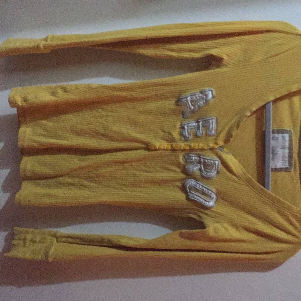 Aeropostale stretch shirt